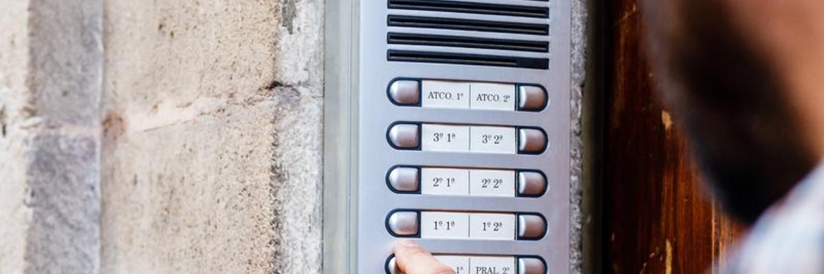 Man ringing the doorbell