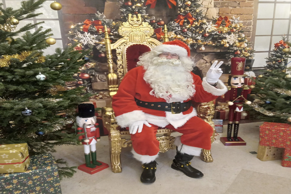 F&eacute;eries de No&euml;l 2025